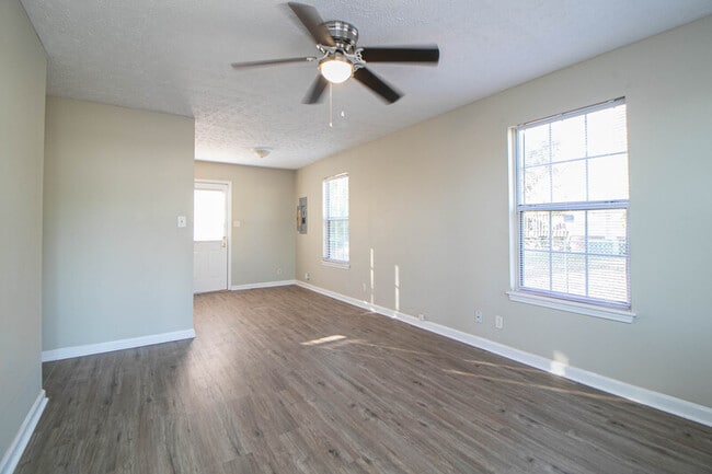 property at 670 Artic Ave