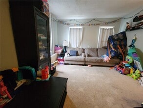 18 Rifton Pl in Walden, NY - Building Photo - Building Photo