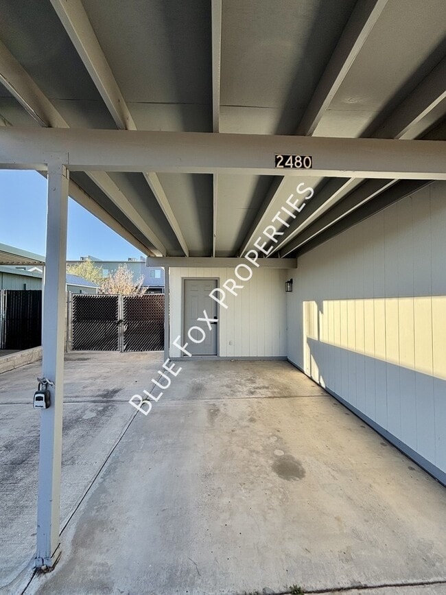 2480 Rose Peak Dr in Tucson, AZ - Building Photo - Building Photo