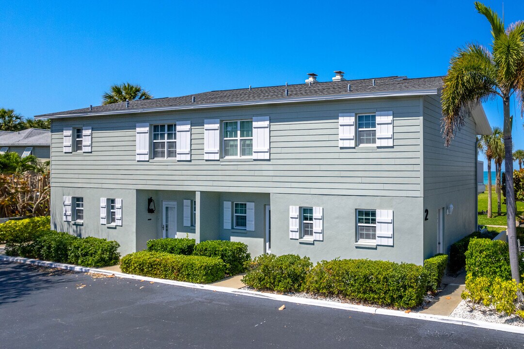 LA CASA DE LOS CARACOLES in Belleair Beach, FL - Foto de edificio