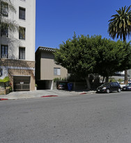 521 S Hobart Blvd Apartamentos