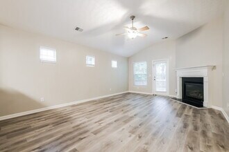 79 Topaz Dr in Dallas, GA - Building Photo - Building Photo