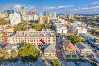 The Central Apartments in St. Petersburg, FL - Building Photo - Building Photo