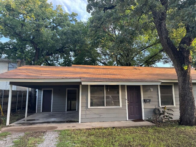 property at 1371 W Mc Neill