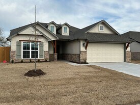 13507 S 95th E Ave in Bixby, OK - Building Photo