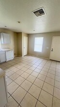 1038 Grand Plains Dr in Houston, TX - Building Photo - Building Photo