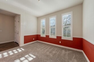 2805 Tree Swallow Cir in Elk Grove, CA - Building Photo - Building Photo