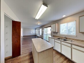 2269 Jason Dr in Montgomery, IL - Building Photo - Building Photo