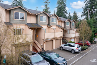 Common View Townhomes in Shoreline, WA - Foto de edificio - Building Photo