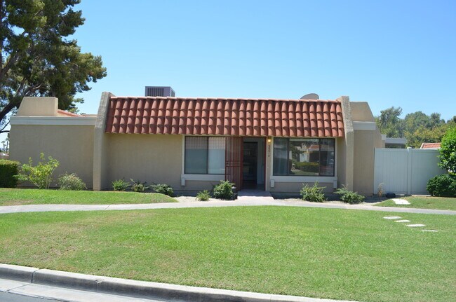35610 Graciosa Ct in Rancho Mirage, CA - Building Photo - Building Photo