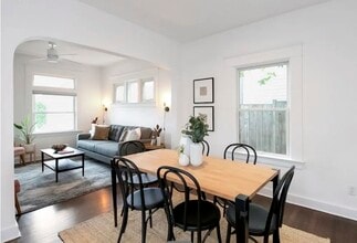 5919 NE 10th Ave in Portland, OR - Foto de edificio - Building Photo