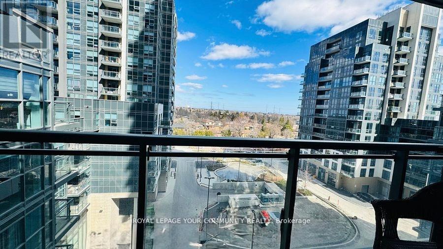 30-730 Meadowglen Pl in Toronto, ON - Building Photo
