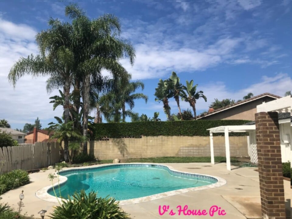 928 Jefferson St in Upland, CA - Building Photo