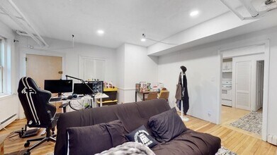 90 Marlborough St, Unit 1 in Boston, MA - Building Photo - Building Photo