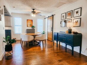 310 Lacey Dr in Chickasha, OK - Building Photo - Building Photo