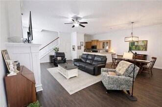 626 Village Ln S in Mandeville, LA - Building Photo - Building Photo