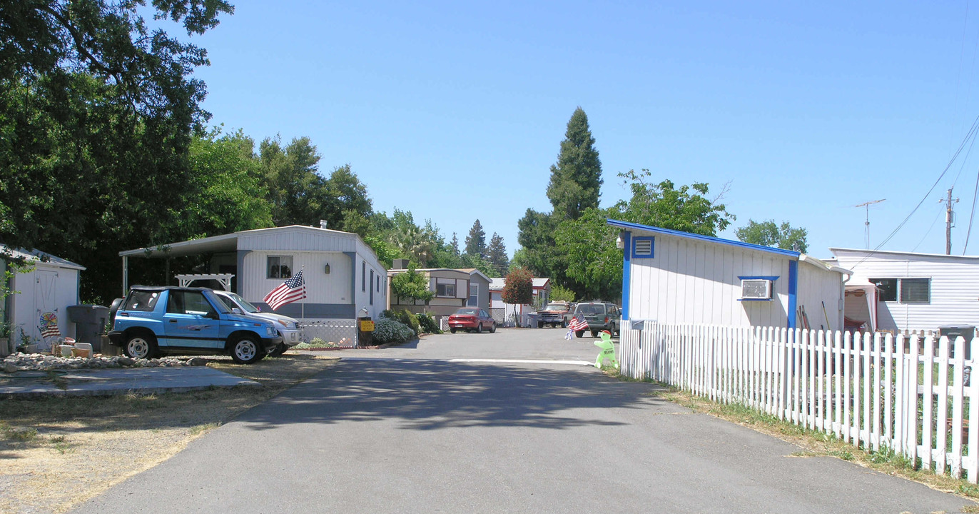 Hidden Acres Trailer Villa in Vacaville, CA - Building Photo