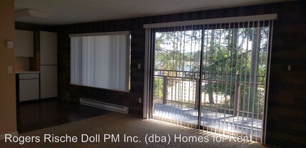 51 NW Columbia Dr-Unit -#205 in Oak Harbor, WA - Building Photo - Building Photo