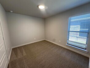 8607 29th St in Lubbock, TX - Foto de edificio - Building Photo