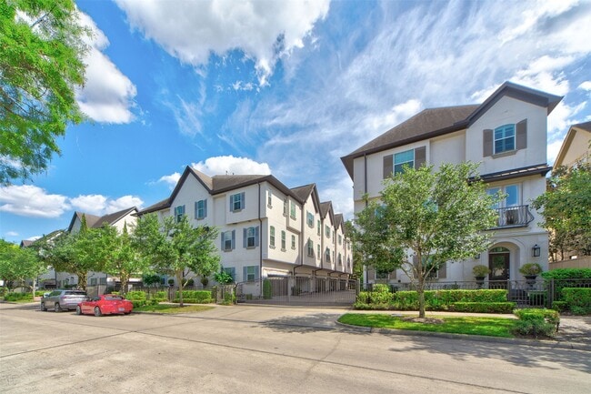 4031 Bellefontaine in Houston, TX - Building Photo - Building Photo
