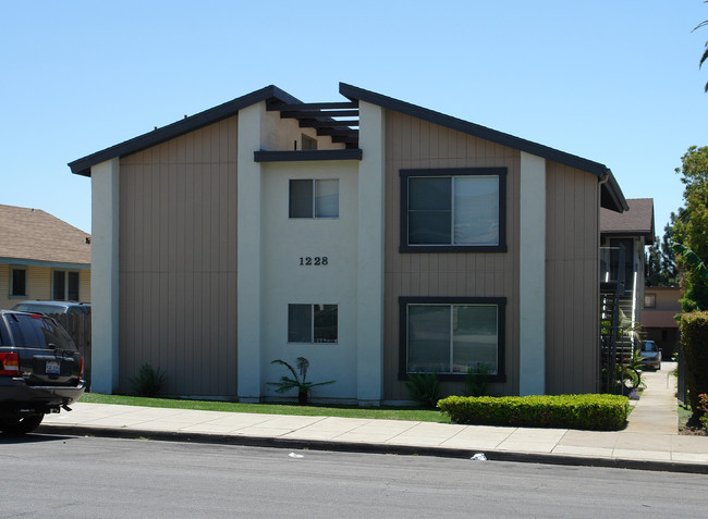 1228 E Meta St in Ventura, CA - Building Photo - Building Photo