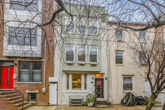 715 Ellsworth St in Philadelphia, PA - Building Photo - Building Photo