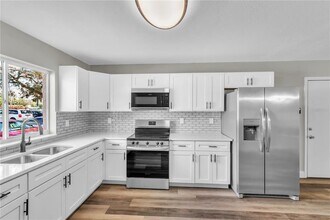 8640 Tahoe Ct in Tampa, FL - Building Photo - Building Photo