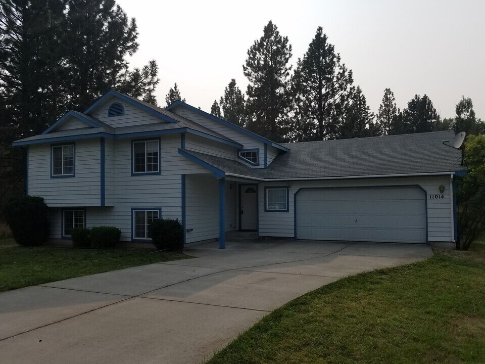 11014 E 38th Ave in Spokane Valley, WA - Building Photo
