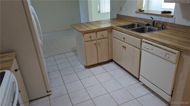 52 S J Kellner Blvd in Beverly Hills, FL - Building Photo - Building Photo