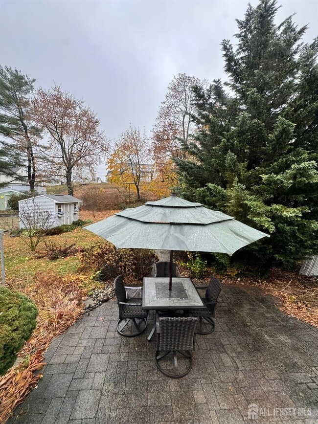 123 W Kelly St in Metuchen, NJ - Building Photo - Building Photo