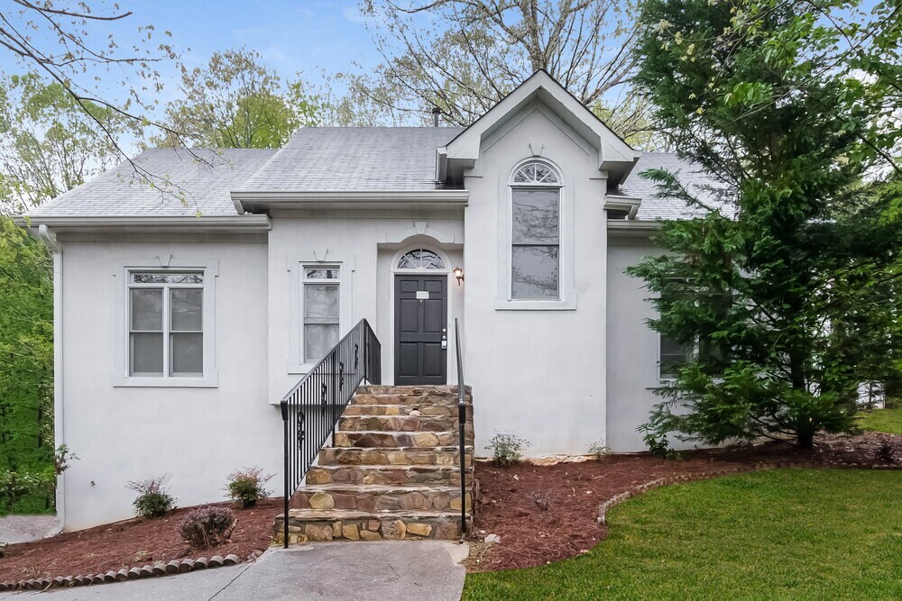 3539 Pine Grove Dr in Douglasville, GA - Building Photo