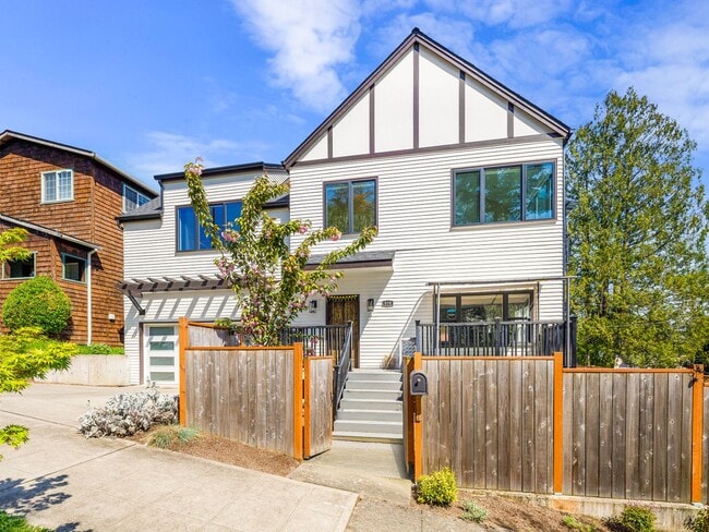 property at 626 N 65th St