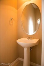 9797 Roundstone Cir in Ft. Myers, FL - Building Photo - Building Photo