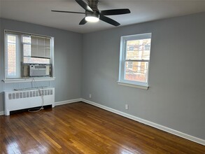 142 Sterling Ave in Yonkers, NY - Building Photo - Building Photo