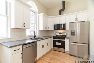 4437 N Broadway in Chicago, IL - Building Photo - Building Photo