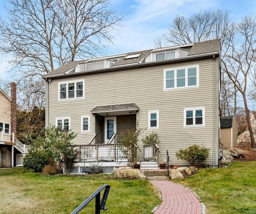 3 Sandpiper Ln in Rockport, MA - Building Photo