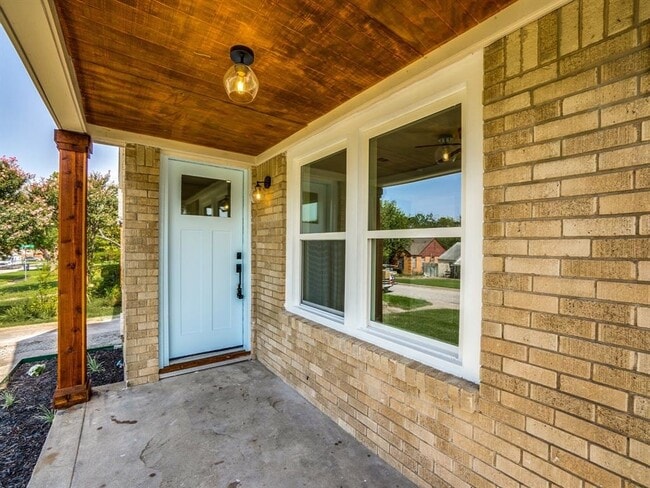 property at 2118 Berwick Ave