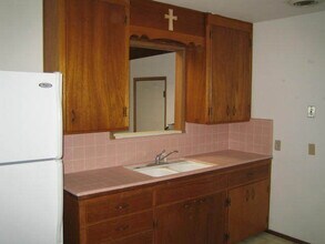 1678 Hooker Oak Ave in Chico, CA - Building Photo - Building Photo