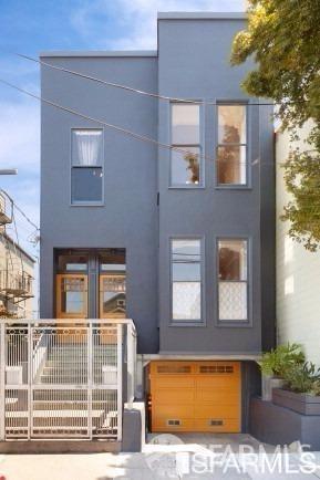 property at 923 Treat Ave
