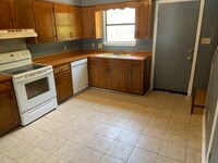 920 Chippewah Dr photo'