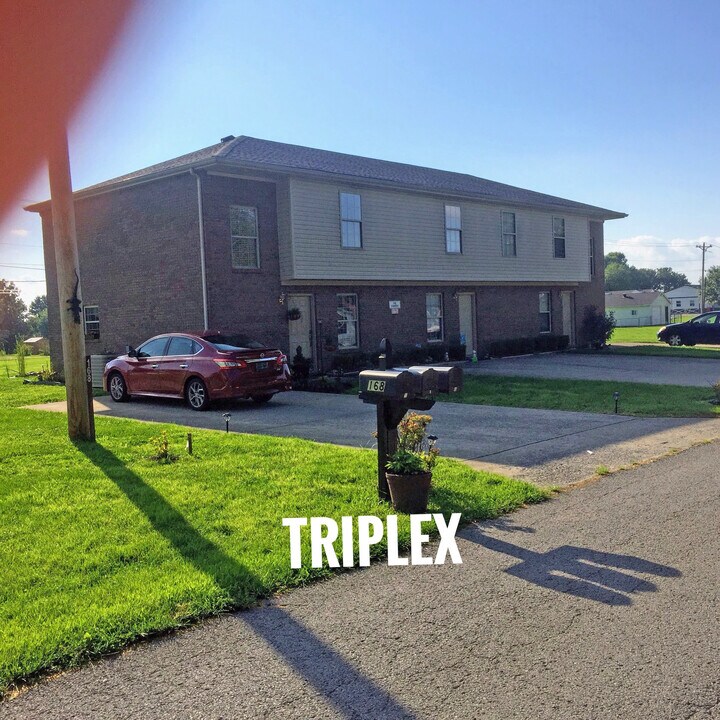 168 Dunbar Ln, Unit TRIPLEX in Richmond, KY - Building Photo