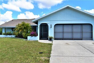 181 Bunker Rd in Rotonda West, FL - Building Photo - Building Photo