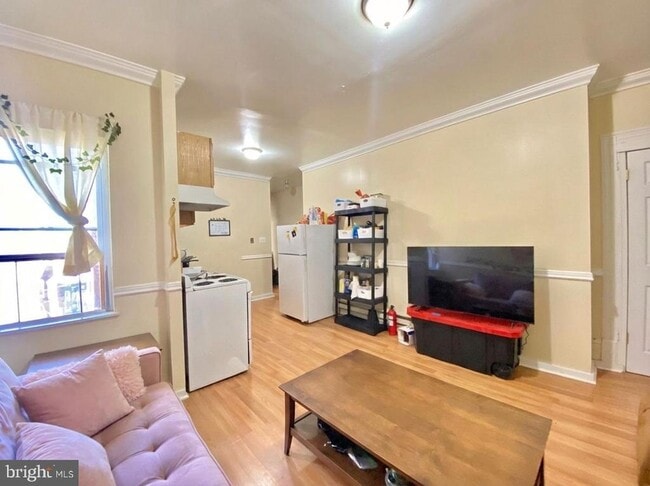 1849 N 17th St in Philadelphia, PA - Building Photo - Building Photo