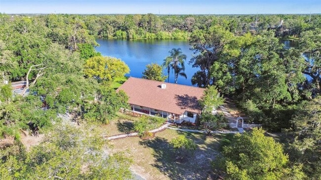 property at 201 Gornto Lake Rd