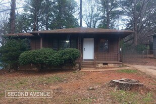 816 Wear Dr in Birmingham, AL - Building Photo