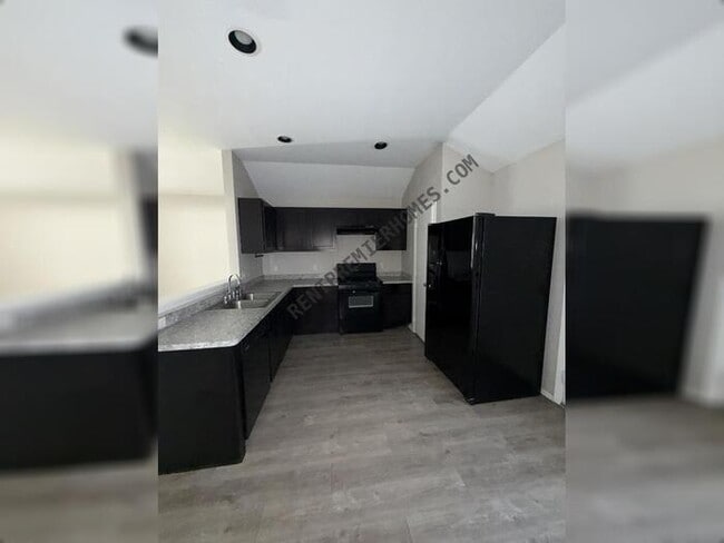 property at 7525 Lipizzan Rd