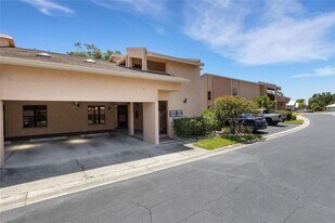 2319 Beneva Terrace in Sarasota, FL - Building Photo