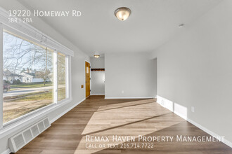 19220 Homeway Rd in Cleveland, OH - Building Photo - Building Photo