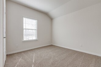 5237 Sandrine Ave in Aubrey, TX - Building Photo - Building Photo