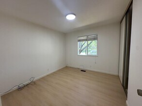 22556 Silver Oak Way in Cupertino, CA - Building Photo - Building Photo